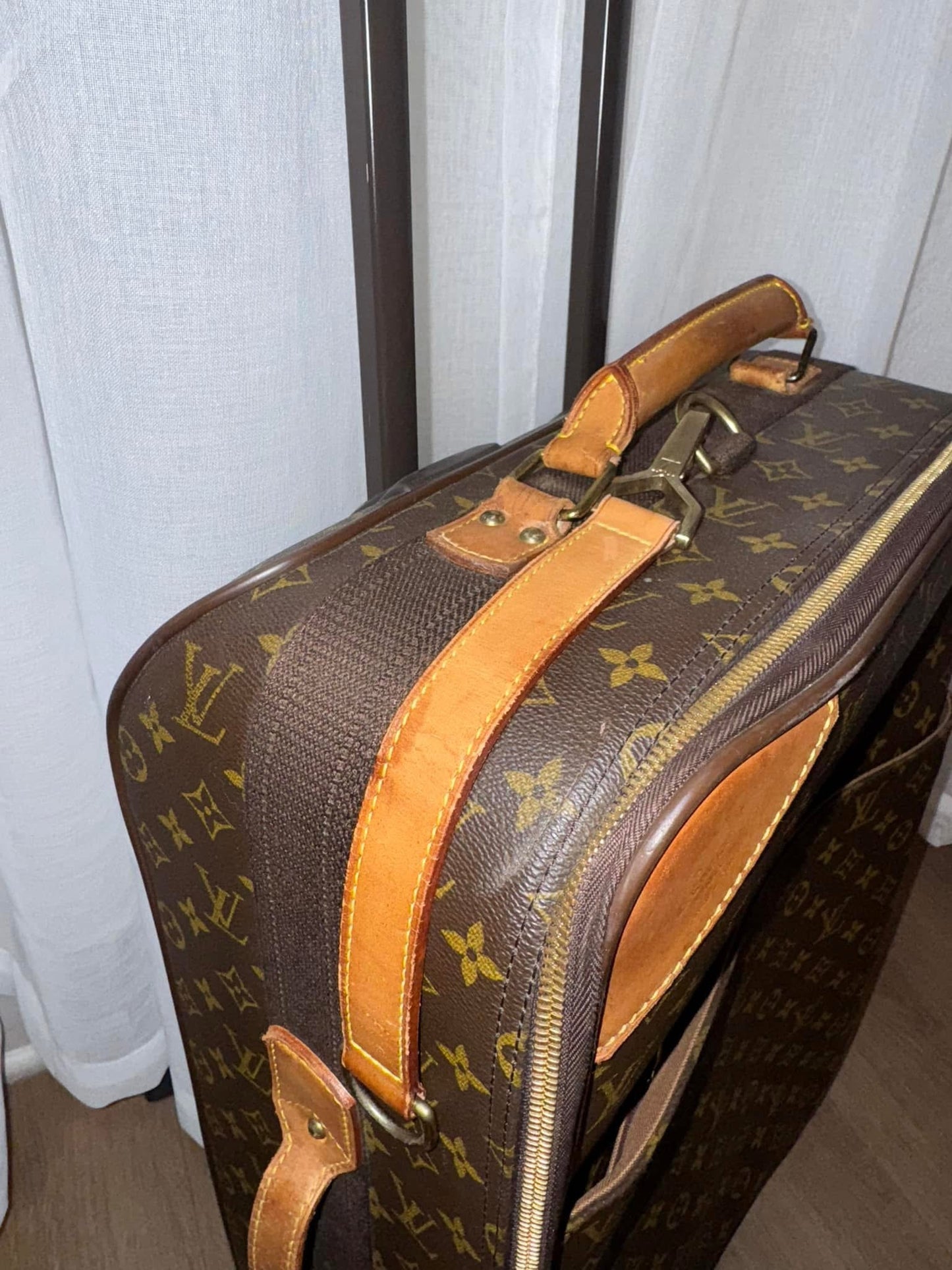 Pegase 50 Rolling Luggage