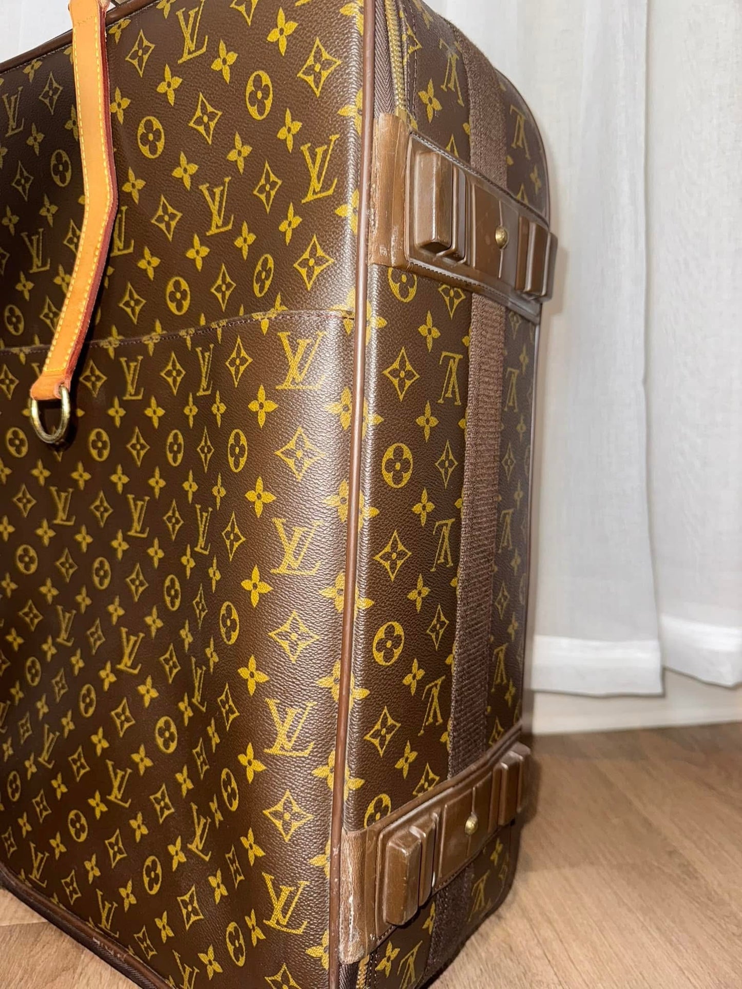 Pegase 50 Rolling Luggage
