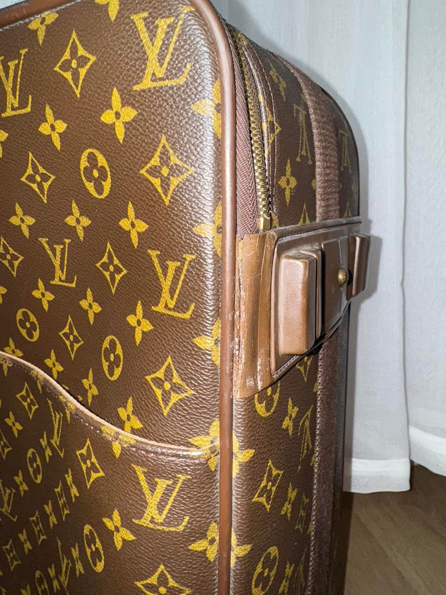 Pegase 50 Rolling Luggage