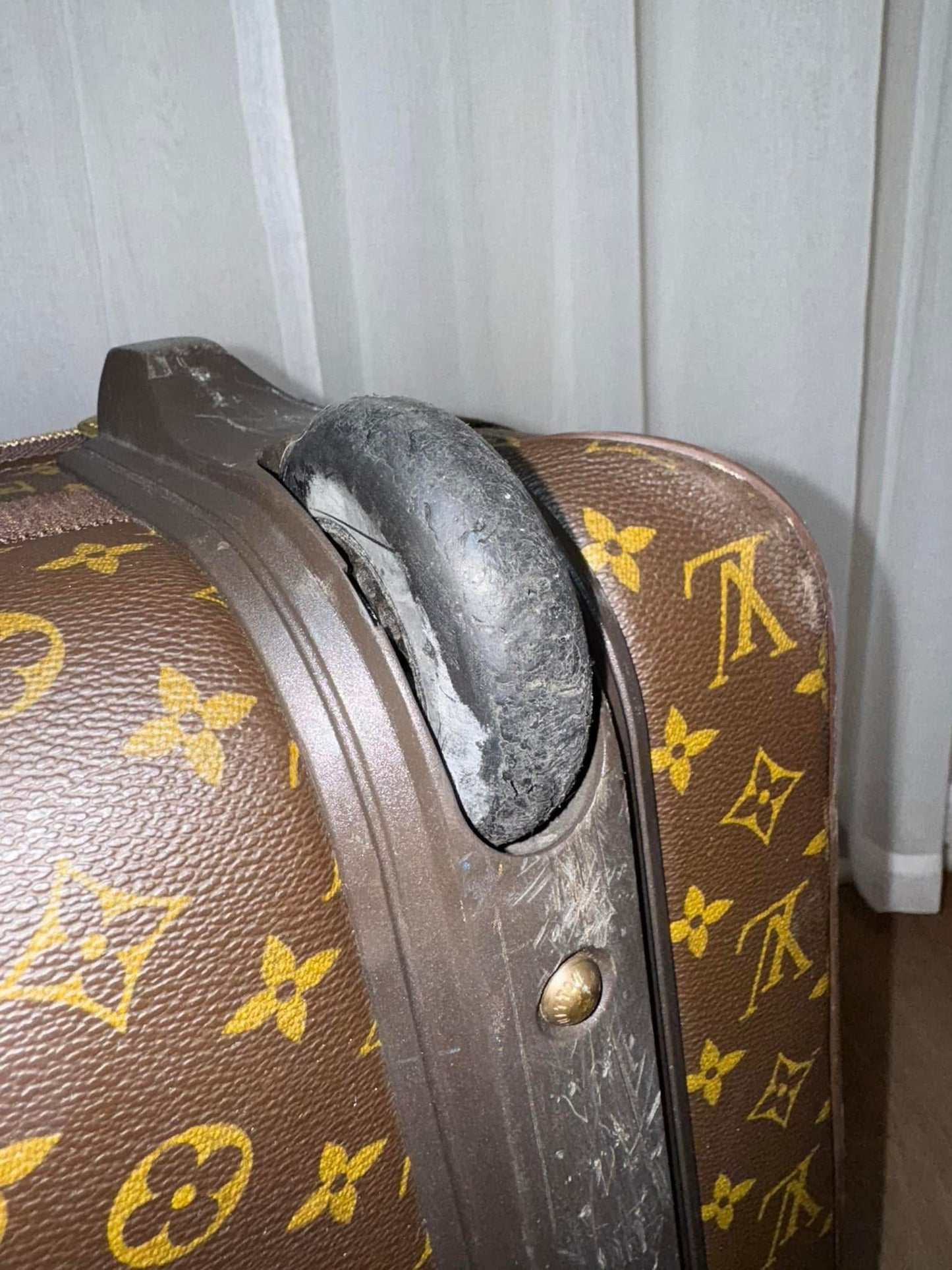 Pegase 50 Rolling Luggage