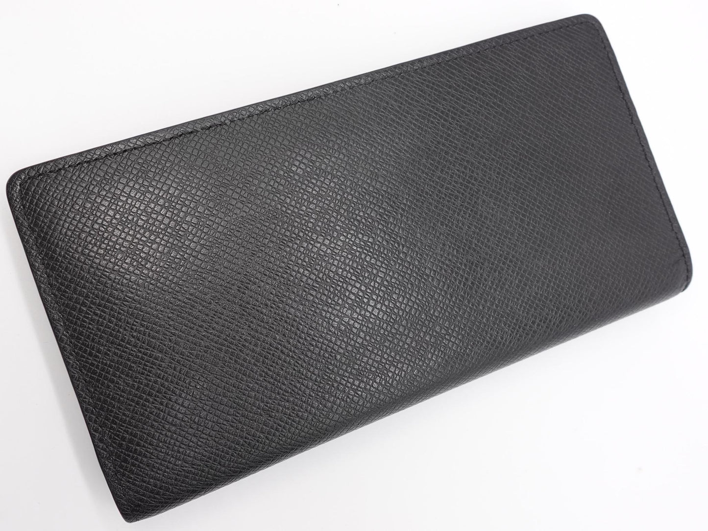 Louis Vuitton Taiga Leather Brazza Wallet