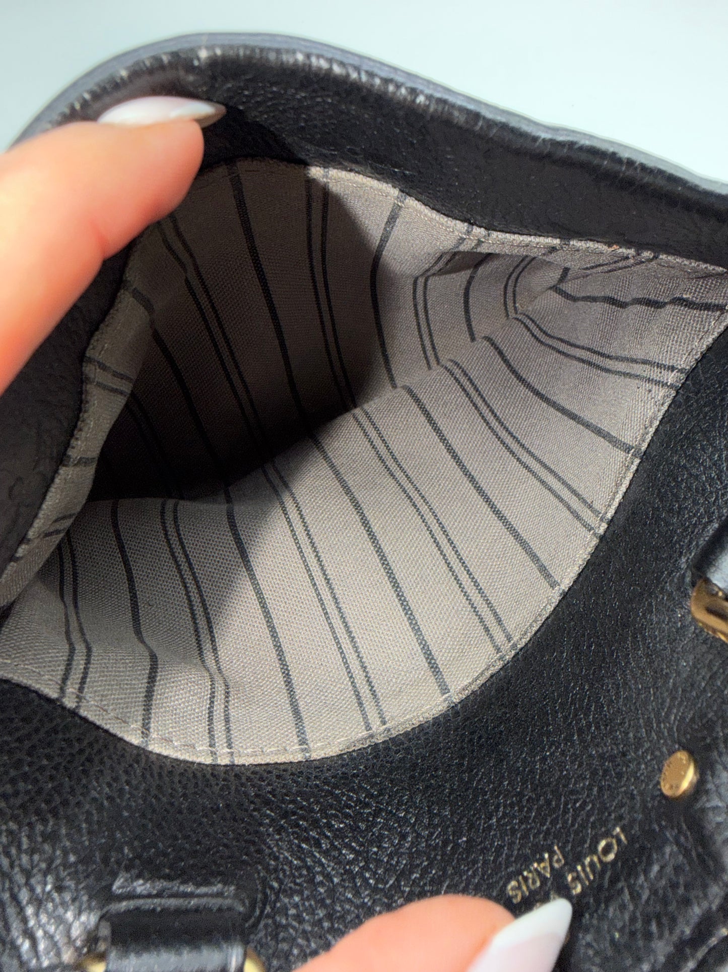 Louis Vuitton Speedy 20