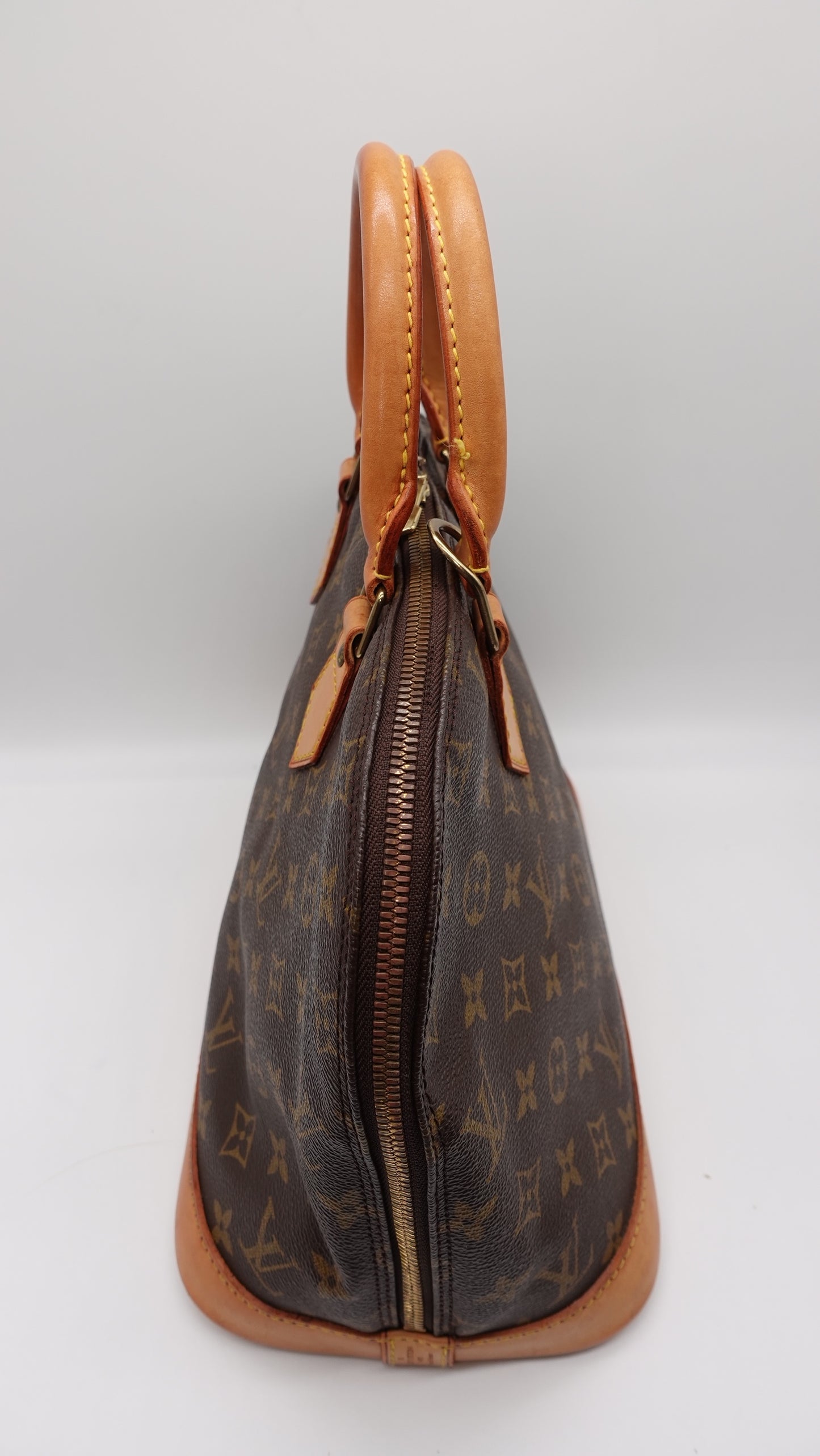 Louis Vuitton Monogram Alma PM