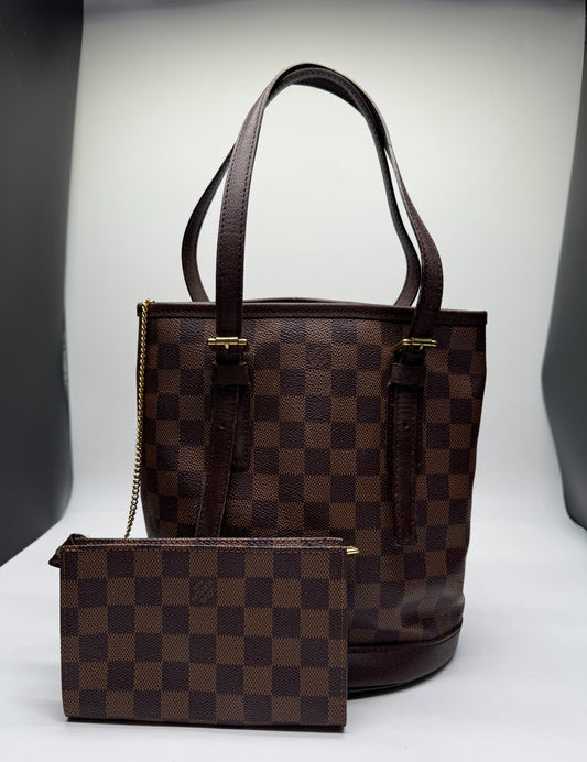 Damier Ebene Bucket Bag Marais with Pouch