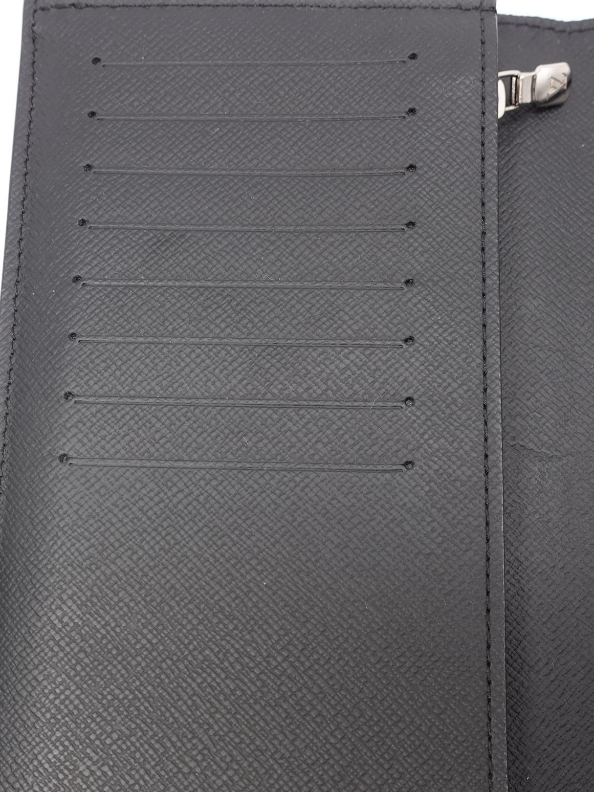 Louis Vuitton Taiga Leather Brazza Wallet